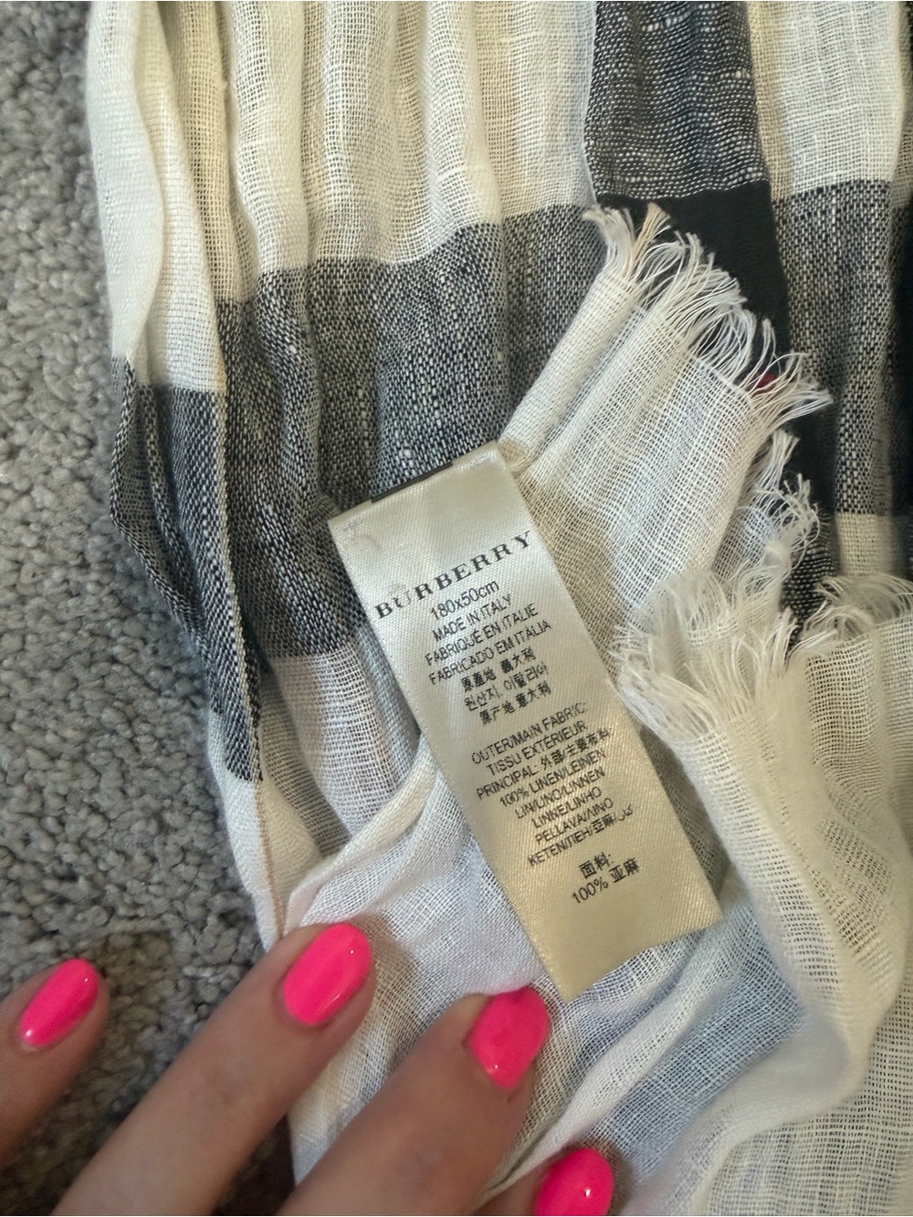 Burberry linen classic scarf - Picture 2 of 4
